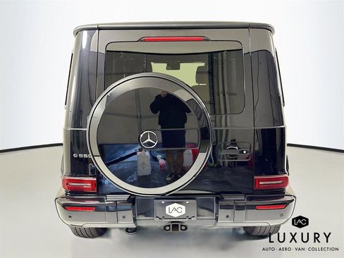 Used 2021 Mercedes-Benz G 550 w/ G Manufaktur Interior Package image 7