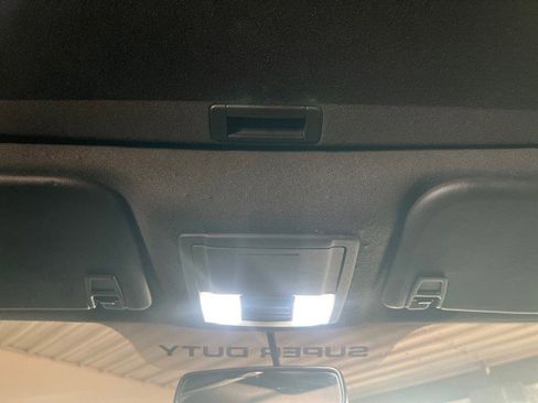 Used 2013 Ford F250 Lariat w/ Lariat Ultimate Pkg image 30