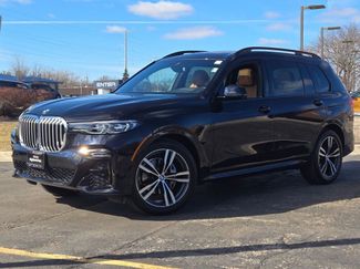 Used 2022 BMW X7 xDrive40i w/ M Sport Package video 2