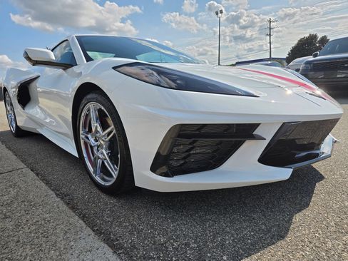 Used 2024 Chevrolet Corvette Stingray Premium Conv w/ 3LT RWD image 21