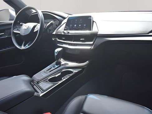 Used 2023 Cadillac CT4 Luxury image 17