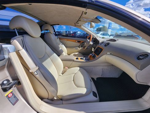Used 2004 Mercedes-Benz SL 600 image 45