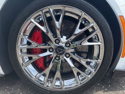 Used 2017 Chevrolet Corvette Z06 RWD image 19