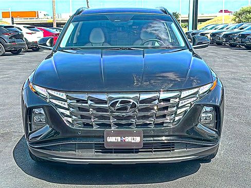 Used 2024 Hyundai Tucson Limited FWD image 11