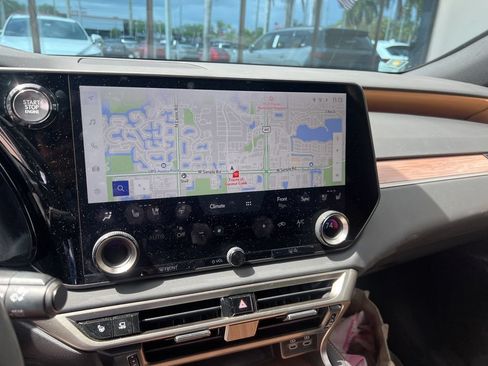 Used 2024 Lexus RX 350 Premium Plus w/ Convenience Package FWD image 2