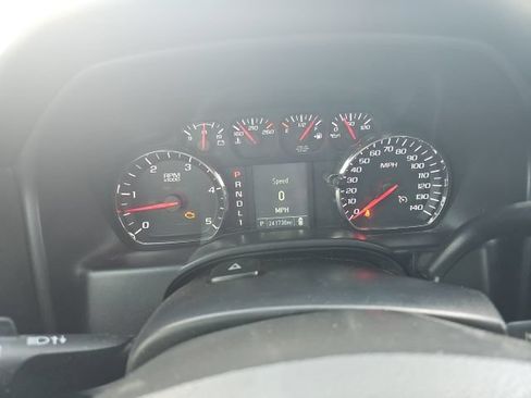Used 2017 GMC Sierra 2500 4x4 Crew Cab image 7