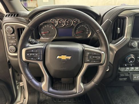 Used 2019 Chevrolet Silverado 1500 LT w/ True North Edition AWD/4WD image 18