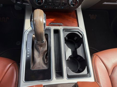 Used 2019 Ford F150 King Ranch w/ Equipment Group 601A Luxury RWD image 33