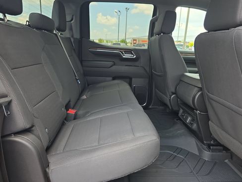 Used 2024 Chevrolet Silverado 1500 LT RWD image 14