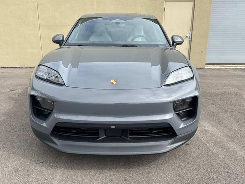 New 2025 Porsche Macan 4S Electric image 6