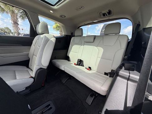 Used 2023 Kia Telluride SX FWD image 10