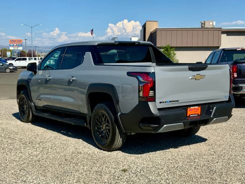 New 2026 Chevrolet Silverado EV LT image 3
