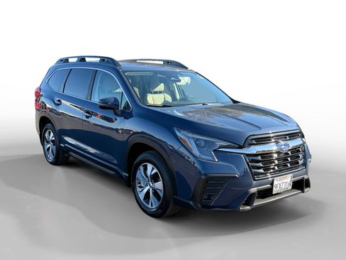 Certified 2023 Subaru Ascent Premium w/ Convenience Package image 7