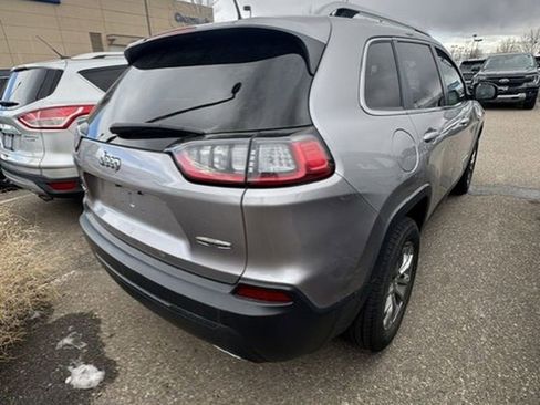 Used 2019 Jeep Cherokee Latitude Plus w/ Cold Weather Group image 10