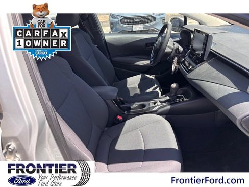 Used 2022 Toyota Corolla LE FWD image 18