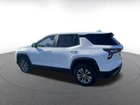 Used 2025 Chevrolet Equinox LT image 10