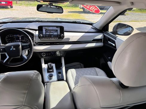 Used 2022 Mitsubishi Outlander SEL FWD image 17