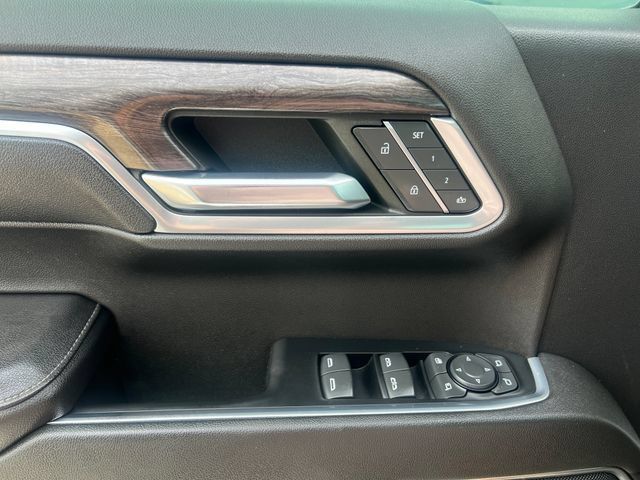Certified 2023 Chevrolet Silverado 1500 LTZ w/ LTZ Convenience Package II AWD/4WD image 31