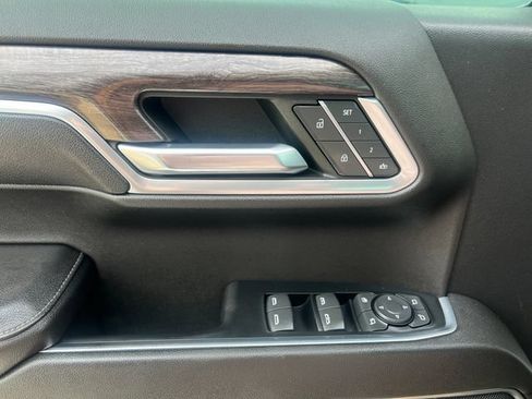 Certified 2023 Chevrolet Silverado 1500 LTZ w/ LTZ Convenience Package II AWD/4WD image 31