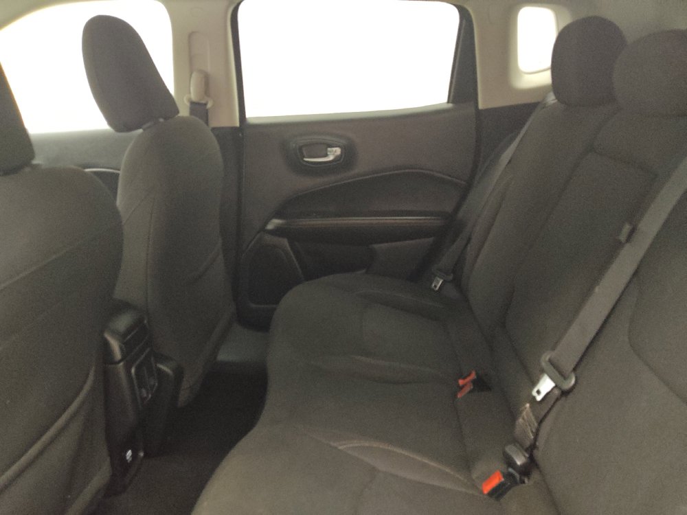 Used 2021 Jeep Compass Sport FWD image 18
