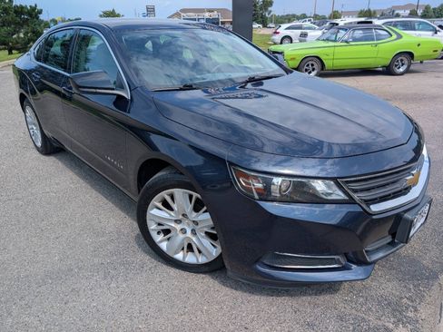 Used 2015 Chevrolet Impala LS FWD image 3