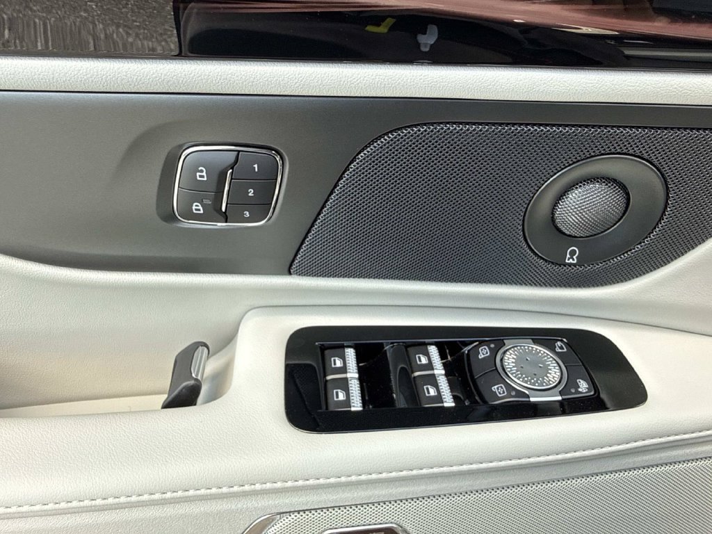 New 2026 Lincoln Nautilus Premier w/ Equipment Group 102A AWD/4WD image 19