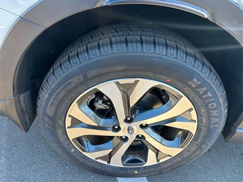 Used 2022 Subaru Outback Limited image 19