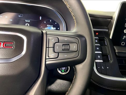 Used 2023 GMC Yukon AT4 AWD/4WD image 24