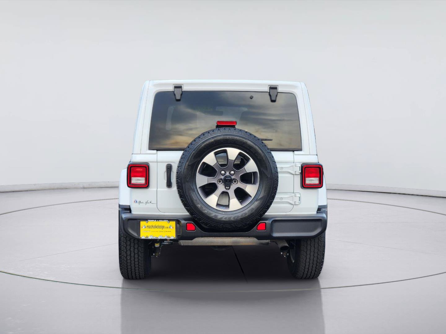 Used 2021 Jeep Wrangler Unlimited Sahara AWD/4WD image 7