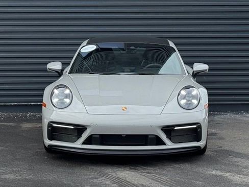 Used 2024 Porsche 911 Carrera GTS image 10