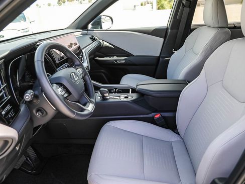 Used 2025 Lexus TX 350 AWD w/ Convenience Package image 17