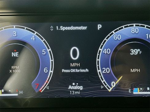 New 2025 Jeep Grand Cherokee Altitude image 11