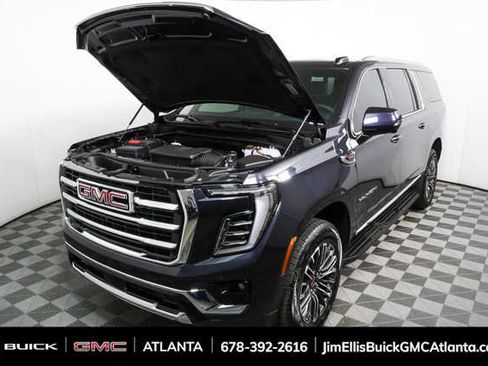 New 2026 GMC Yukon XL Elevation image 32