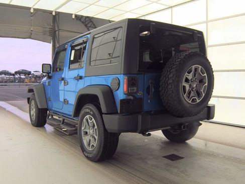 Used 2016 Jeep Wrangler Unlimited Rubicon w/ Connectivity Group image 8