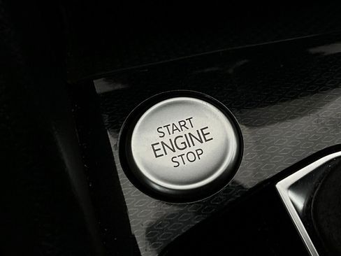 Used 2025 Volkswagen Taos S image 23