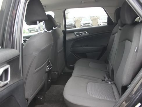 Certified 2026 Kia Sportage LX w/ LX Convenience Package AWD/4WD image 23