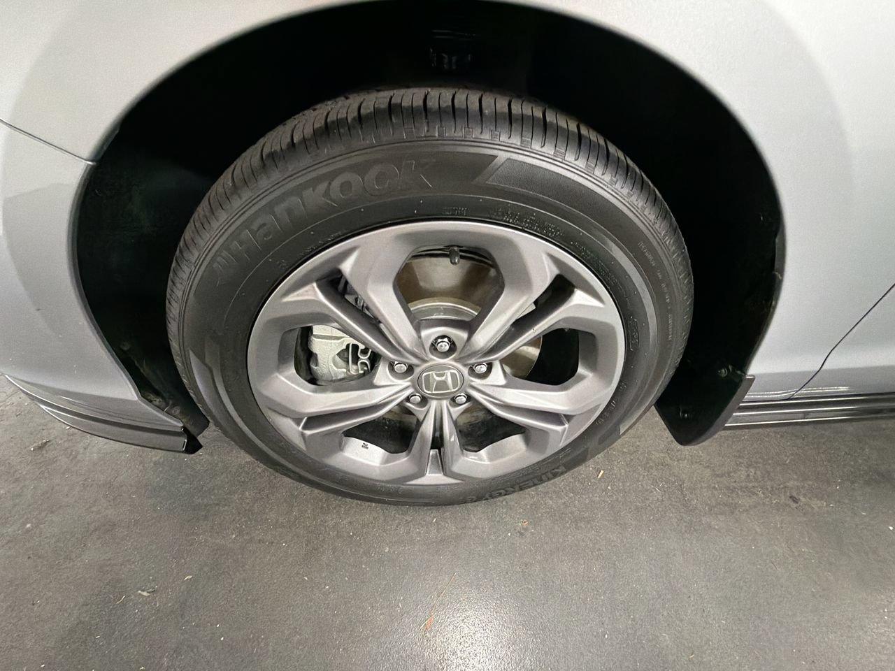 Used 2025 Honda Accord EX-L image 32