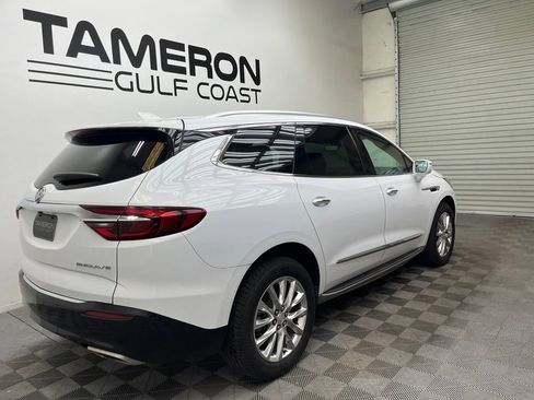 Used 2019 Buick Enclave Essence FWD image 7