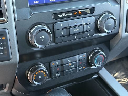 Used 2019 Ford F150 Raptor w/ Equipment Group 801A Mid AWD/4WD image 29