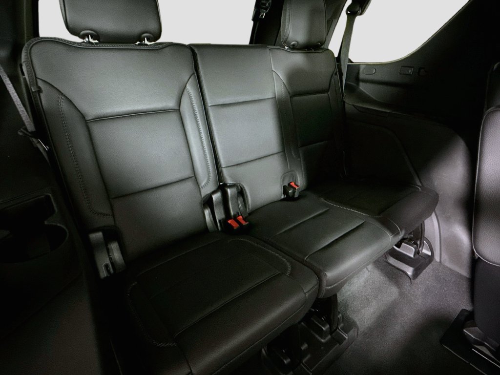 Used 2023 GMC Yukon Denali AWD/4WD image 28