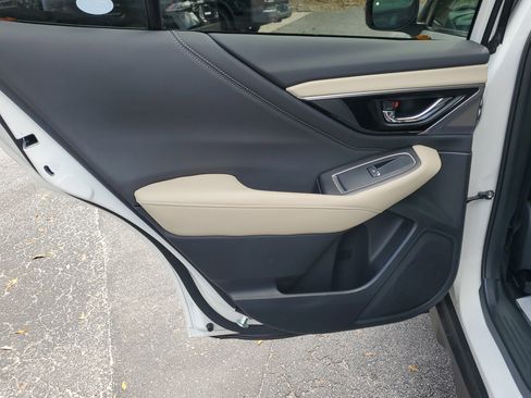 Used 2025 Subaru Outback Limited w/ Popular Package #2 image 12