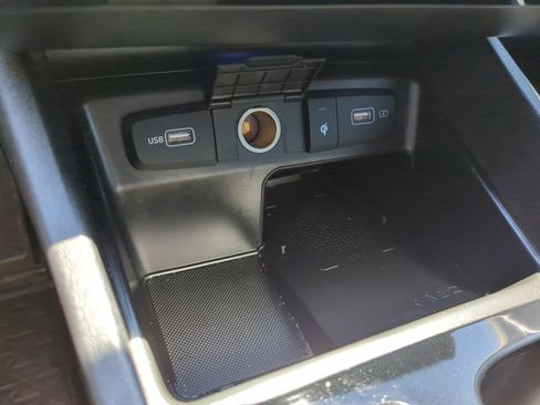 Certified 2023 Hyundai Santa Cruz Limited AWD/4WD image 30