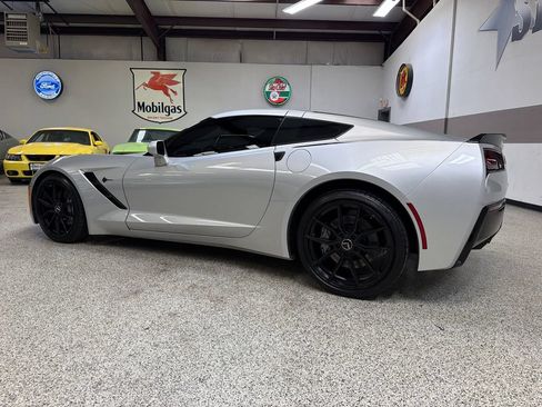 Used 2016 Chevrolet Corvette Stingray Coupe w/ 2LT Preferred Equipment Group RWD image 4