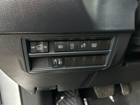 Used 2025 Toyota Tundra SR w/ SR Tow Package AWD/4WD image 15