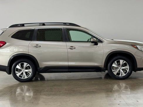 Used 2019 Subaru Ascent Premium w/ Popular Package #4 AWD/4WD image 8