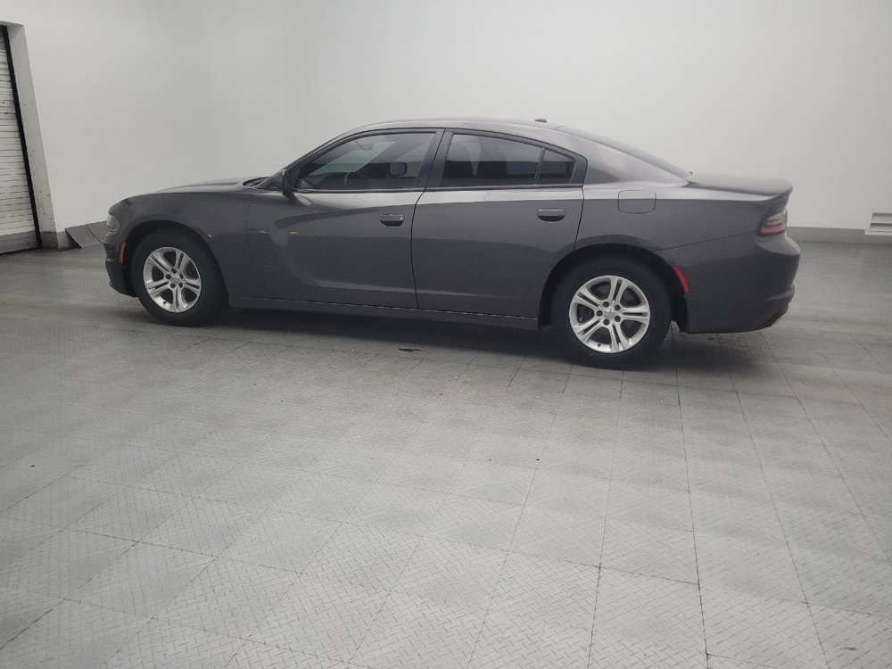 Used 2019 Dodge Charger SXT RWD image 3