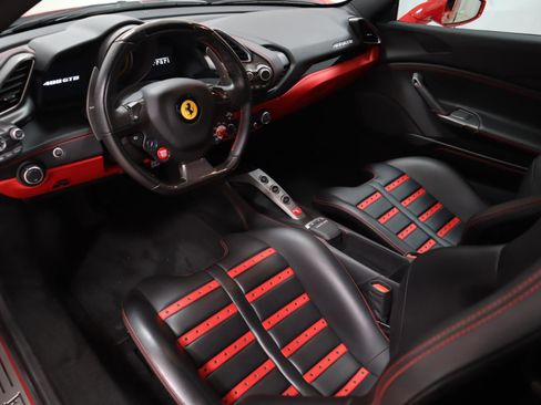 Certified 2019 Ferrari 488 GTB RWD image 17
