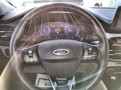 Used 2021 Ford Escape SEL w/ Technology Package image 14