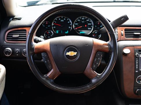Used 2013 Chevrolet Silverado 2500 LTZ AWD/4WD image 18