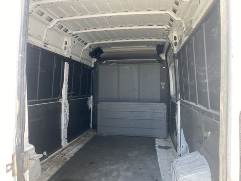 Used 2023 RAM ProMaster 2500 FWD image 14
